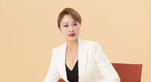 Kayla CEO 15년 글로벌 뷰티 사업가의 혜안으로 이 사업을 선택했어요.